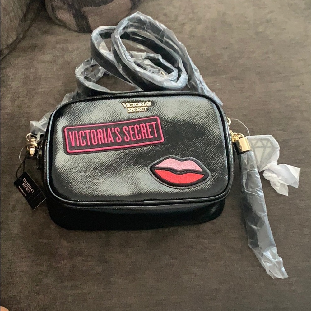 NWT! Victoria’s Secret - Crossbody Belt Bag